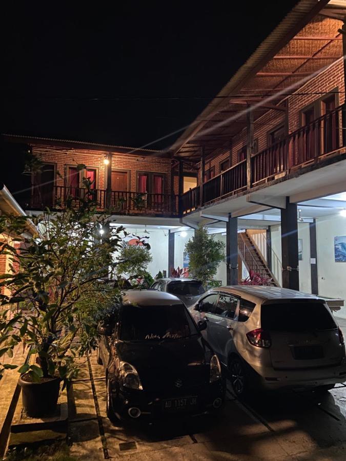 Watukarung Sackstone Guesthouse Kalak Kültér fotó