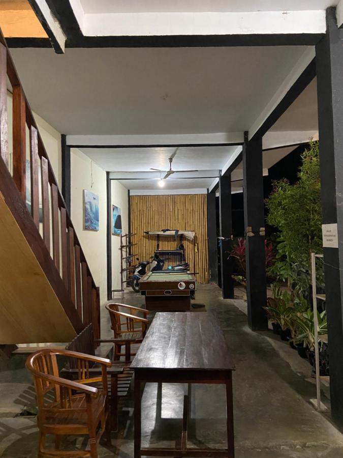Watukarung Sackstone Guesthouse Kalak Kültér fotó